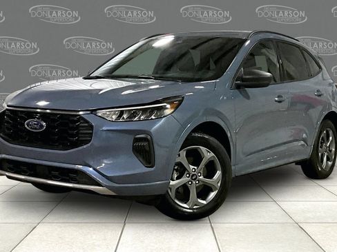 Used 2024 Ford Escape ST-Line w/ Tech Pack #1 AWD/4WD image 3