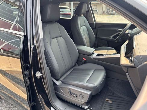 Used 2025 Audi Q5 Premium w/ Convenience Package AWD/4WD image 30