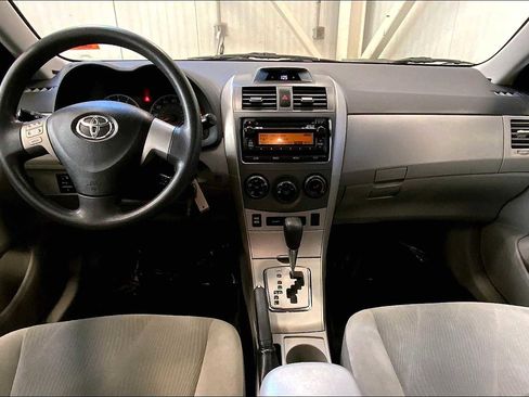 Used 2012 Toyota Corolla LE image 13
