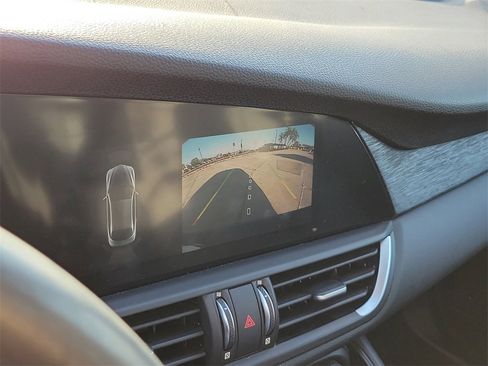 Used 2023 Alfa Romeo Giulia Sprint image 26