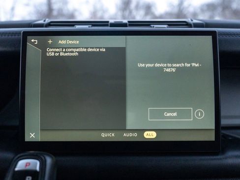 Certified 2023 Land Rover Defender 130 SE image 30