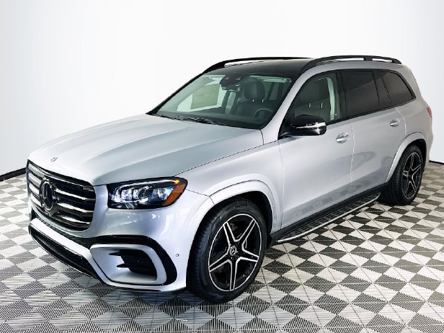 New 2026 Mercedes-Benz GLS 450 4MATIC image 3