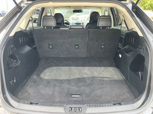 Used 2019 Ford Edge SEL w/ Equipment Group 201A FWD image 26