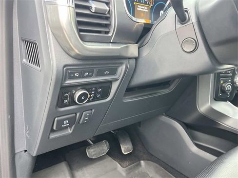 Used 2023 Ford F150 Lariat w/ Equipment Group 502A High image 31