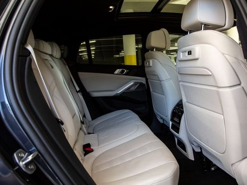 Used 2020 BMW X6 sDrive40i w/ M Sport Package image 25