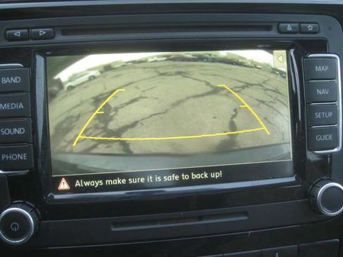 Used 2014 Volkswagen Passat TDI SEL Premium image 27