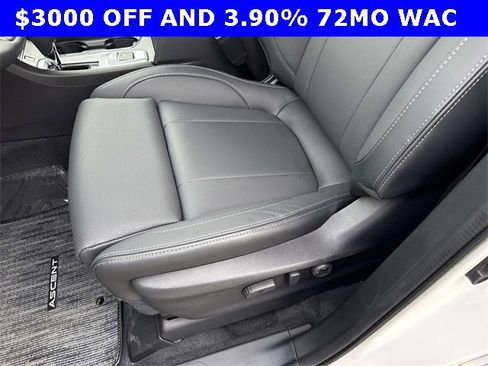 New 2026 Subaru Ascent Limited image 15