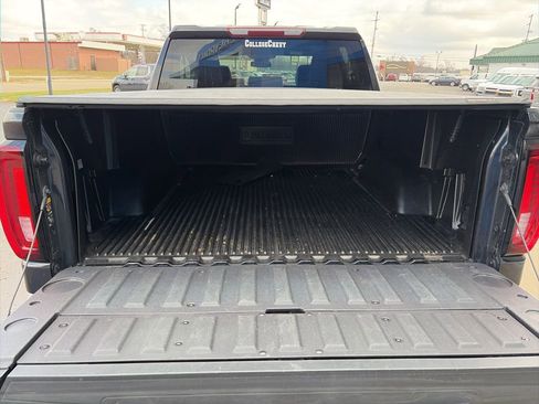 Used 2024 GMC Sierra 1500 SLT AWD/4WD image 10