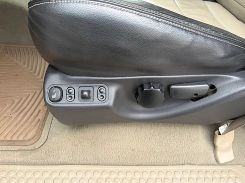 Used 2005 Ford Excursion Eddie Bauer AWD/4WD image 46