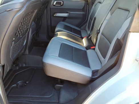 Certified 2023 Ford Bronco Black Diamond image 12