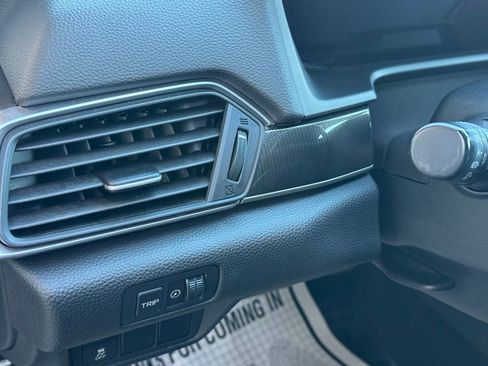 Used 2018 Honda Accord Sport image 17