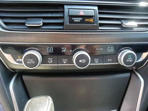 Used 2019 Honda Accord LX image 23