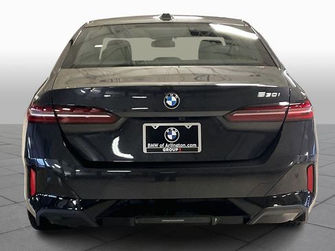 New 2026 BMW 530i 530i w/ M Sport Package image 4