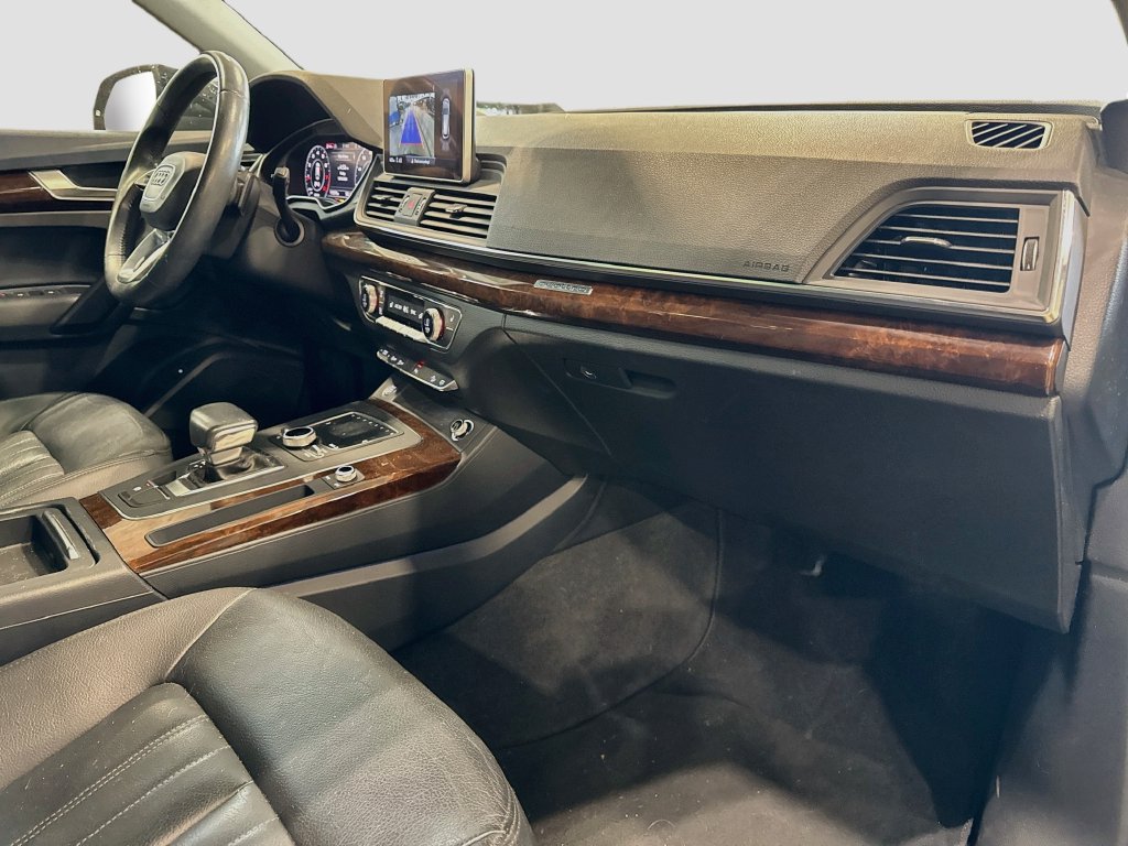 Used 2018 Audi Q5 2.0T Premium Plus w/ Premium Plus Package AWD/4WD image 32