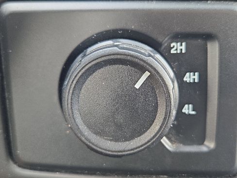 Used 2020 Ford F150 XL image 12