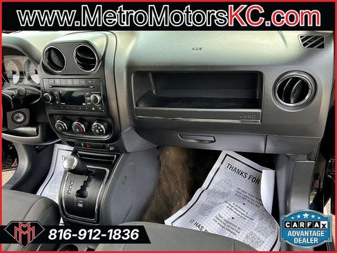 Used 2016 Jeep Patriot Sport w/ Power Value Group image 30