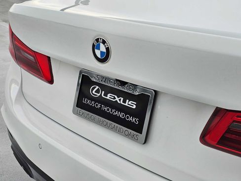 Used 2019 BMW 530e w/ M Sport Package image 13