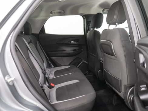 Used 2024 Chevrolet TrailBlazer LT w/ Convenience Package AWD/4WD image 13