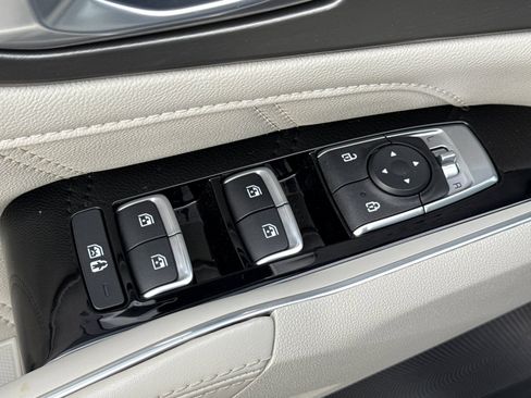 Used 2022 Kia Sorento SX image 12