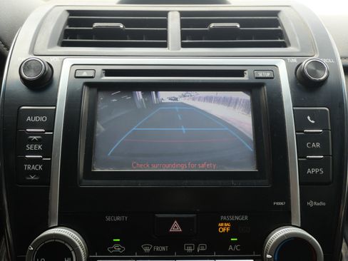 Used 2012 Toyota Camry SE w/ Convenience Pkg image 14