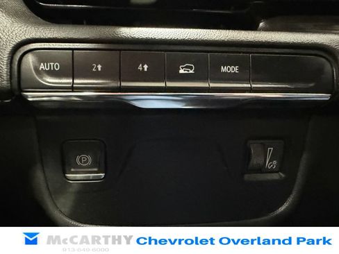 Used 2021 Cadillac Escalade Premium Luxury AWD/4WD image 18