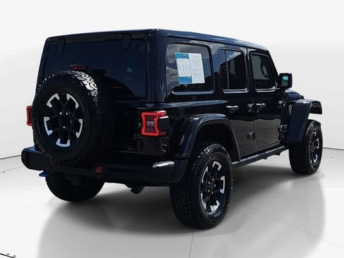 Used 2024 Jeep Wrangler Unlimited Rubicon 4xe AWD/4WD image 6