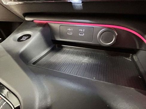 New 2026 Nissan Sentra SR FWD image 19
