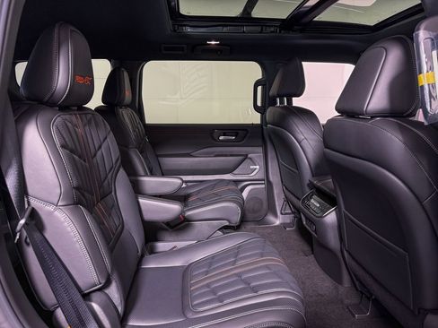 New 2026 Nissan Armada PRO-4X image 33