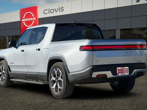 Used 2023 Rivian R1T Adventure image 7