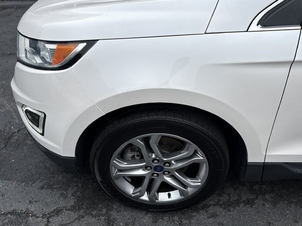 Used 2017 Ford Edge Titanium w/ Equipment Group 301A AWD/4WD image 20