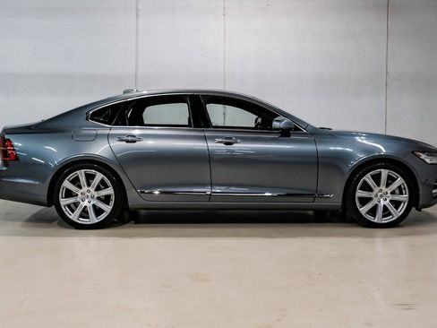Used 2017 Volvo S90 T6 Inscription w/ Vision Package image 10