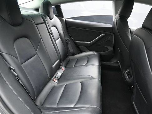 Used 2022 Tesla Model 3 Long Range AWD/4WD image 31