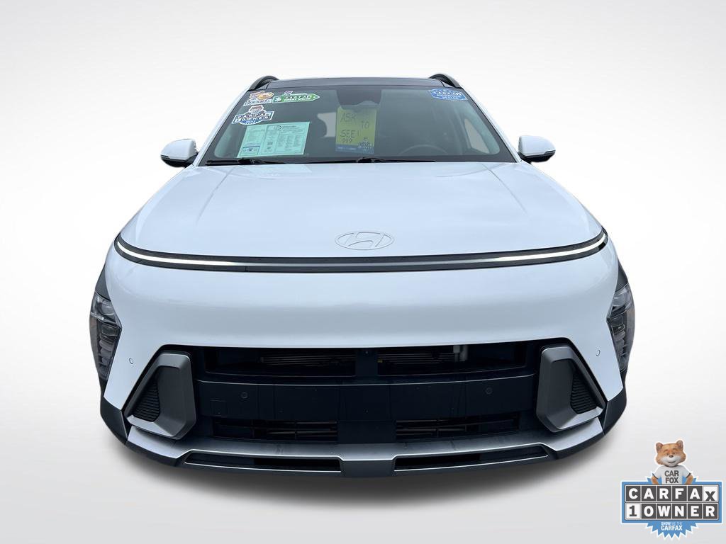 Used 2024 Hyundai Kona Limited FWD image 2