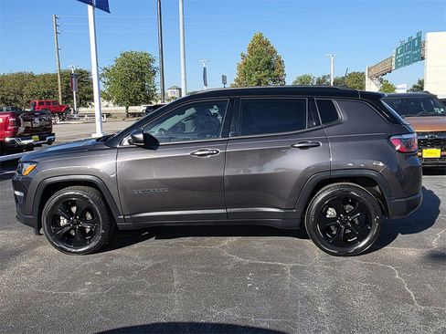 Used 2019 Jeep Compass Altitude image 6