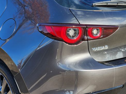 Used 2023 MAZDA MAZDA3 s image 5