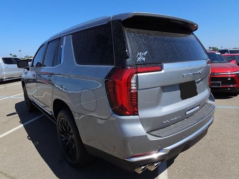 Used 2025 GMC Yukon Denali w/ Denali Reserve Package AWD/4WD image 3