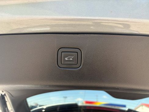 Used 2024 Chevrolet Blazer LT w/ Convenience Package FWD image 55