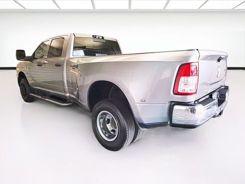 Used 2024 RAM 3500 Tradesman w/ Chrome Appearance Group image 6