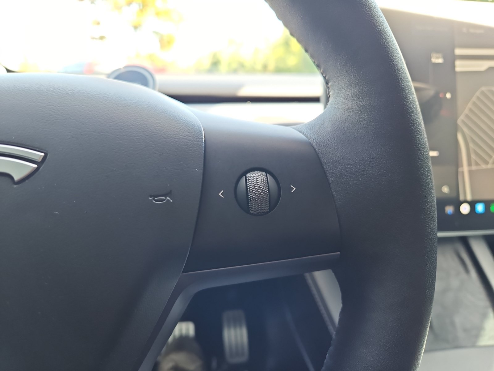 Used 2025 Tesla Model Y Performance AWD/4WD image 24