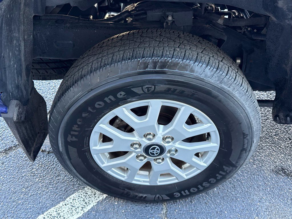 Used 2024 Toyota Tacoma SR5 AWD/4WD image 52