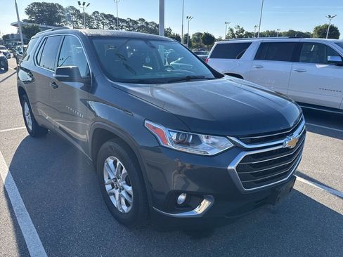 Used 2018 Chevrolet Traverse LT AWD/4WD image 5