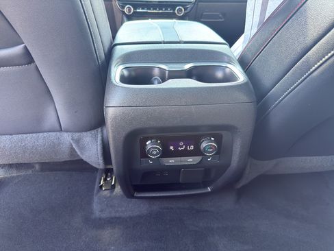 Certified 2024 Chevrolet Traverse RS w/ LPO, Floor Liner Package AWD/4WD image 33