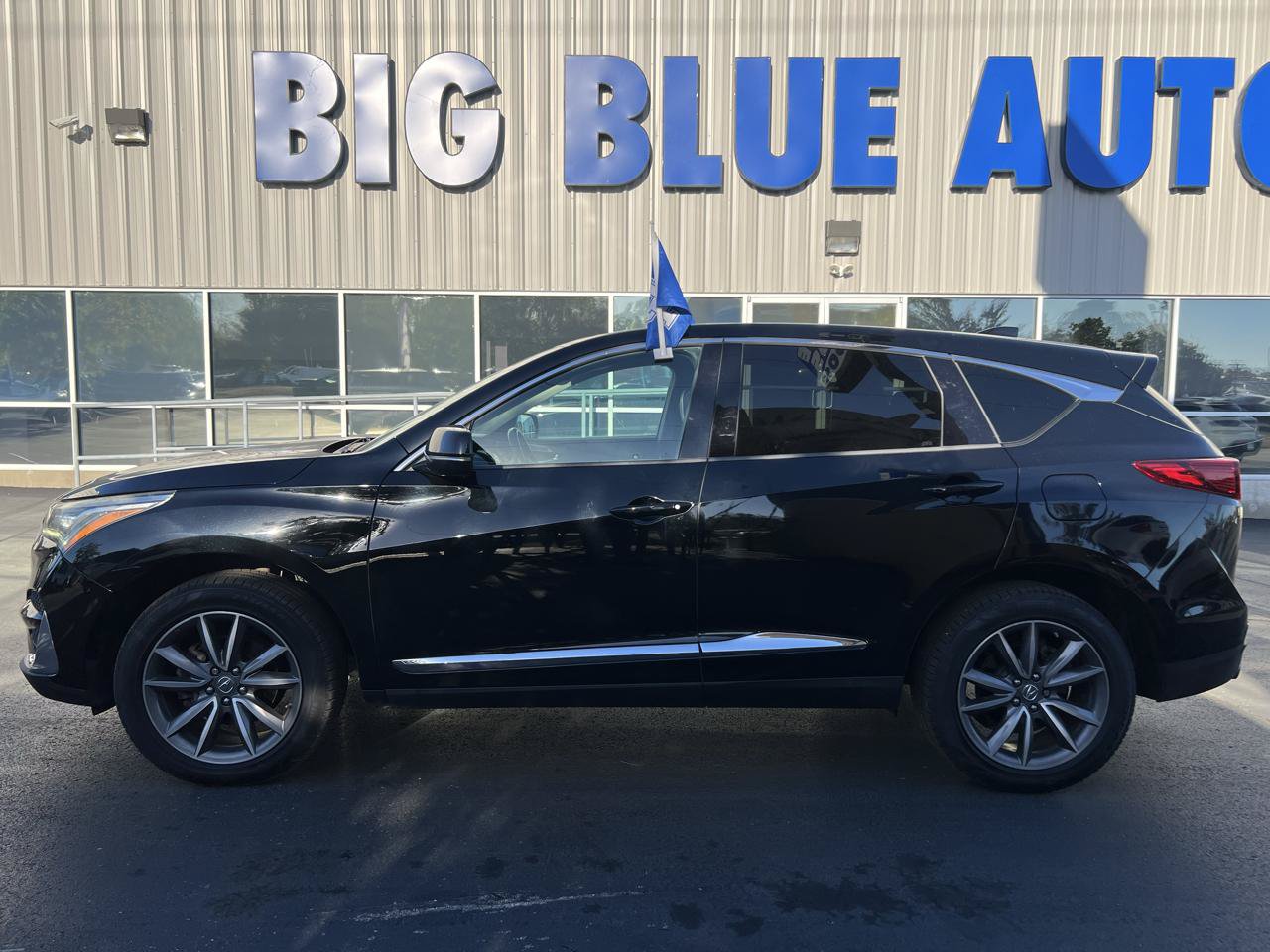 Used 2020 Acura RDX w/ Technology Package AWD/4WD image 2