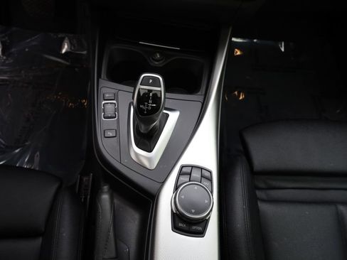 Used 2016 BMW M235i Coupe RWD image 22