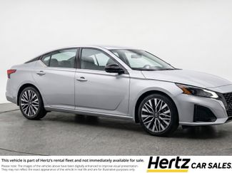 Used 2025 Nissan Altima 2.5 SV FWD video 1