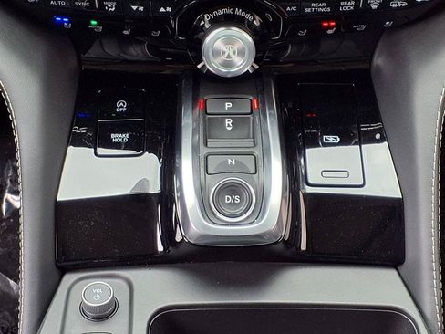 Used 2025 Acura MDX SH-AWD w/ Advance Package image 20