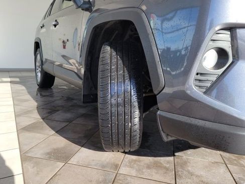 Used 2020 Toyota RAV4 Limited image 35