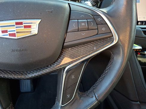 Used 2023 Cadillac XT5 Sportv image 23