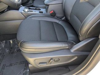 New 2026 Ford Escape SE video 4