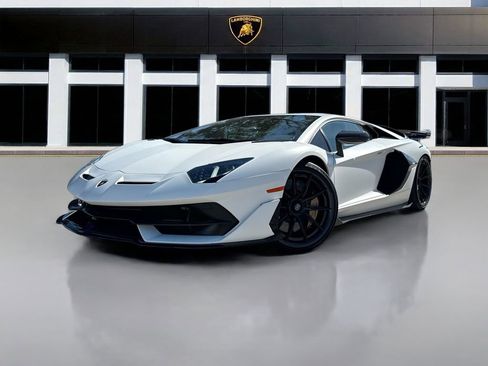 Used 2019 Lamborghini Aventador SVJ image 1